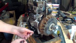 Briggs and Stratton 5HP  Carburetor Linkage Setup  130212 [upl. by Sheedy]