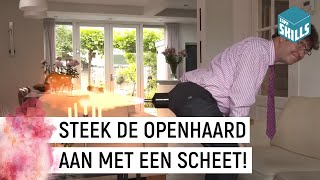 KAARSJES AANSTEKEN MET EEN SCHEET  SKETCH  Zapp Skills  NPO Zapp [upl. by Etteniotna]