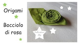 Piegare i tovaglioli Rosa origami semplice [upl. by Erodavlas]