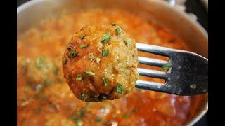 POLPETTE DI CARNE AL SUGO ricetta di polpette della tradizione Polpette al pomodoro [upl. by Luby]