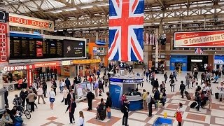 A Walk Through The London Victoria Station London England [upl. by Atnahs532]