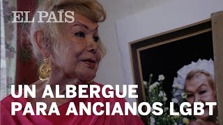 Una mujer trans de 84 años abre un albergue para la tercera edad LGTB México [upl. by Rehprotsirhc]