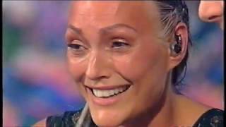 Anna Oxa  Senza pietà Premiazione Vincitrice Sanremo 1999 [upl. by Samale659]