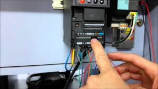 Como configurar Micromaster 440 y PLC Siemens s7 3002 [upl. by Niarda]